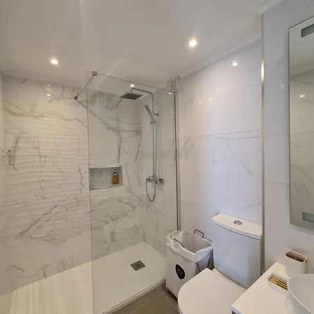 Апартаменты Step To The Sea 5 *