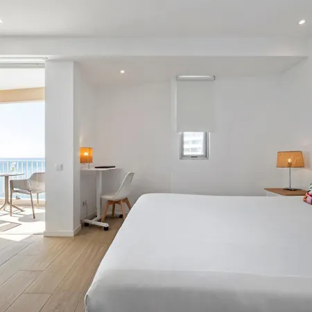 Step To The Sea 5, By Pausa Apartment *