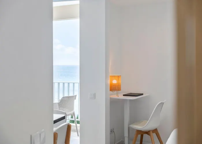 Apartment Step To The Sea 5, By Pausa *